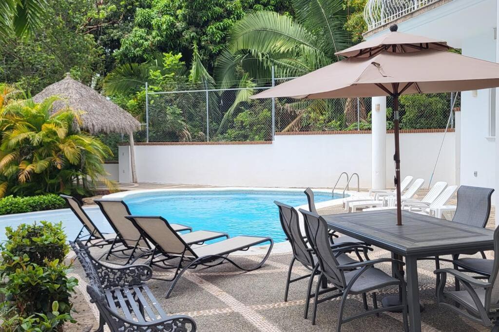 Villa Martha Garza Blanca - Heated Pool, Chef & Full Staff Included Puerto Vallarta Exterior foto